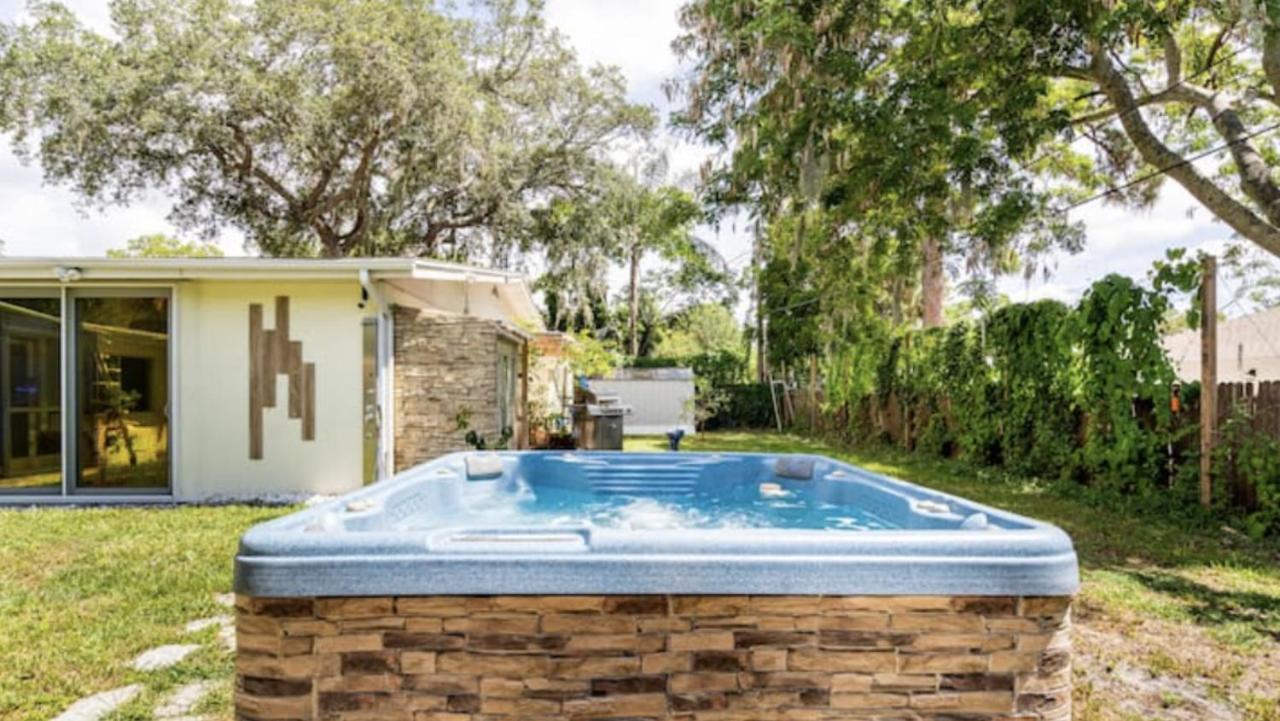 Close To Beaches With Hot Tub And Large Garden Sarasota Exterior photo